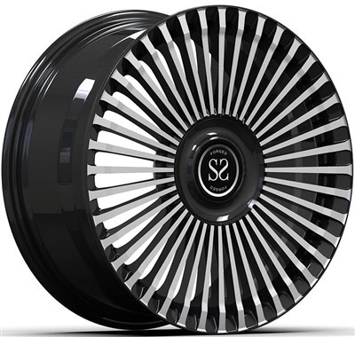 פנים חיתוך יהלום שחור מבריק בסגנון מותאם אישית 22x9.5 לריינג' רובר 2021